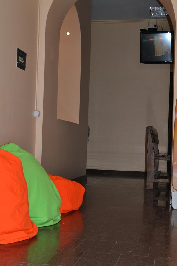 Hostel Ok Hotel Kiev Bagian luar foto